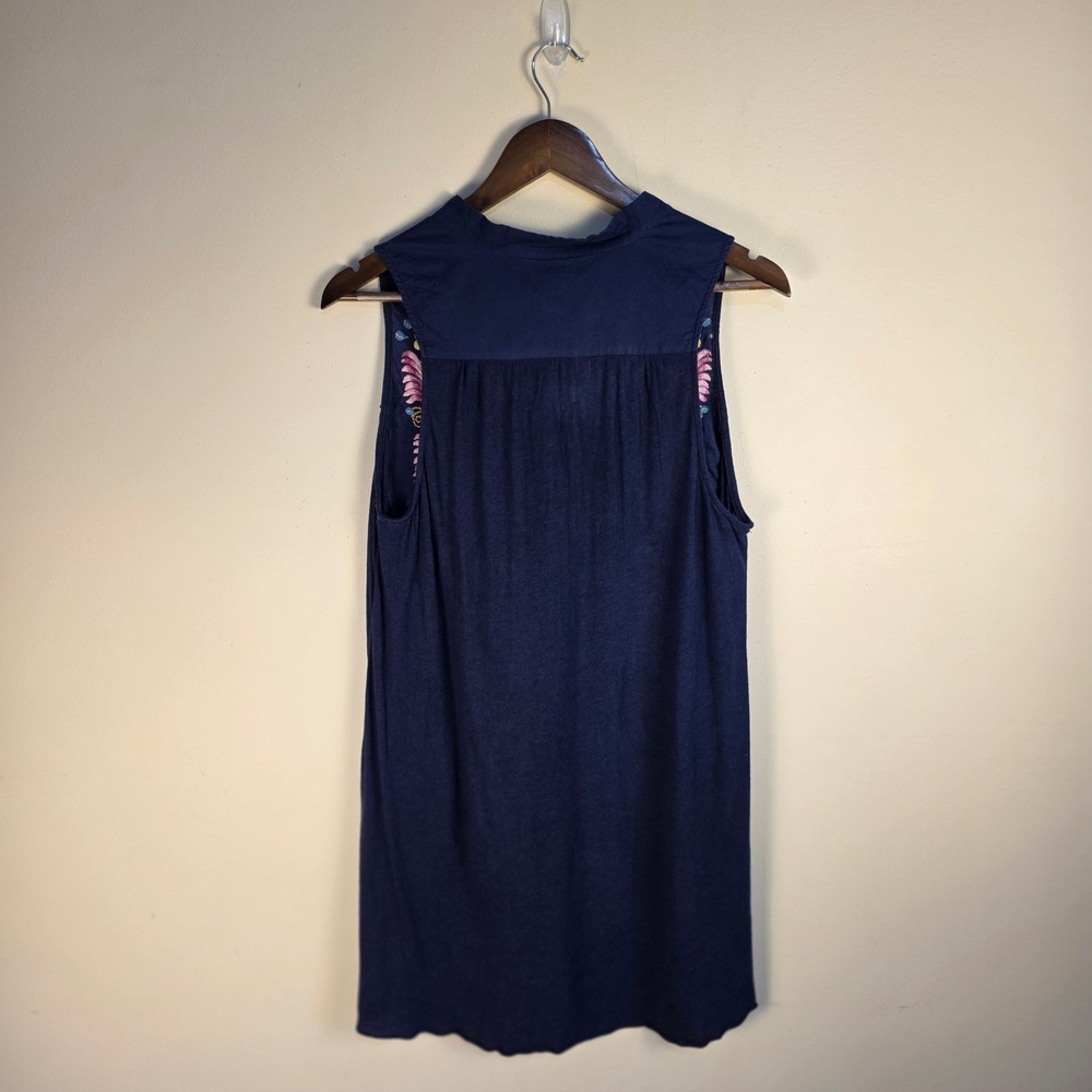 TINY Anthropologie Embroidered High Low Top Womens Size M Navy Blue Boho Pintuck - Picture 4 of 8